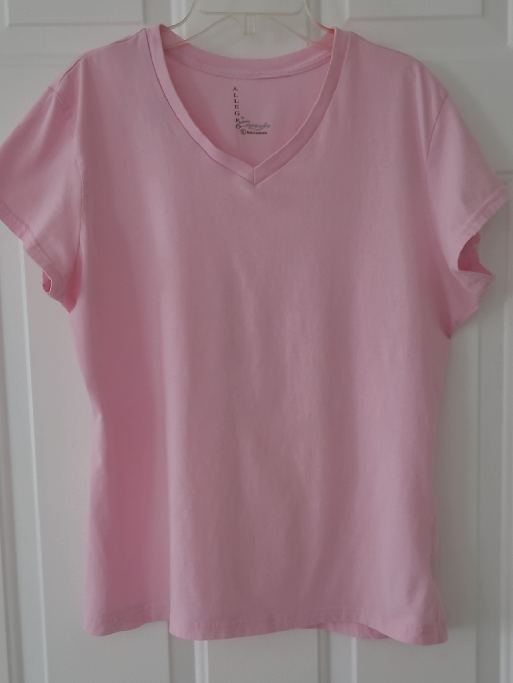 Allegro COPEZIO Light Pink V-Neck Short Sleeve Tee